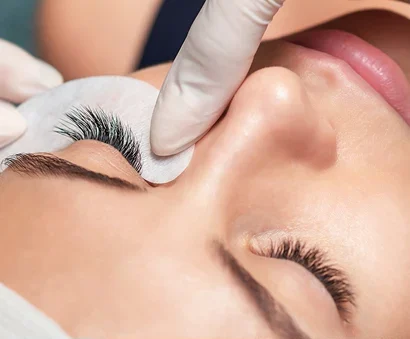 Aplicação de Lash Lifting nos cílios